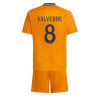 Camiseta Real Madrid Federico Valverde #8 Visitante Equipación para niños 2024-25 manga corta (+ pantalones cortos)